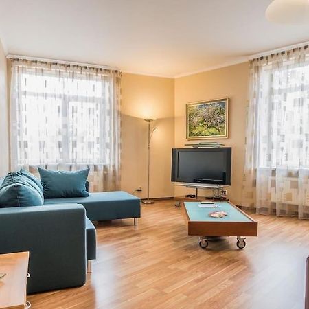 Old Town Apartment Next To Saint Peter'S Church Riga Buitenkant foto
