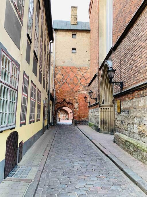 Old Town Apartment Next To Saint Peter'S Church Riga Buitenkant foto