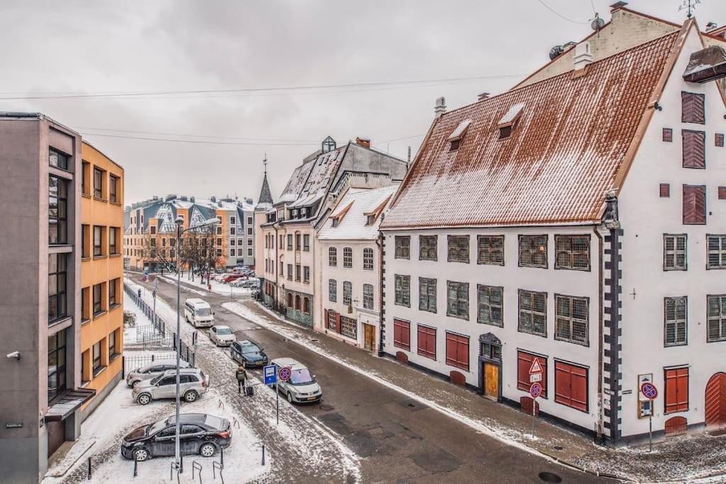 Old Town Apartment Next To Saint Peter'S Church Riga Buitenkant foto